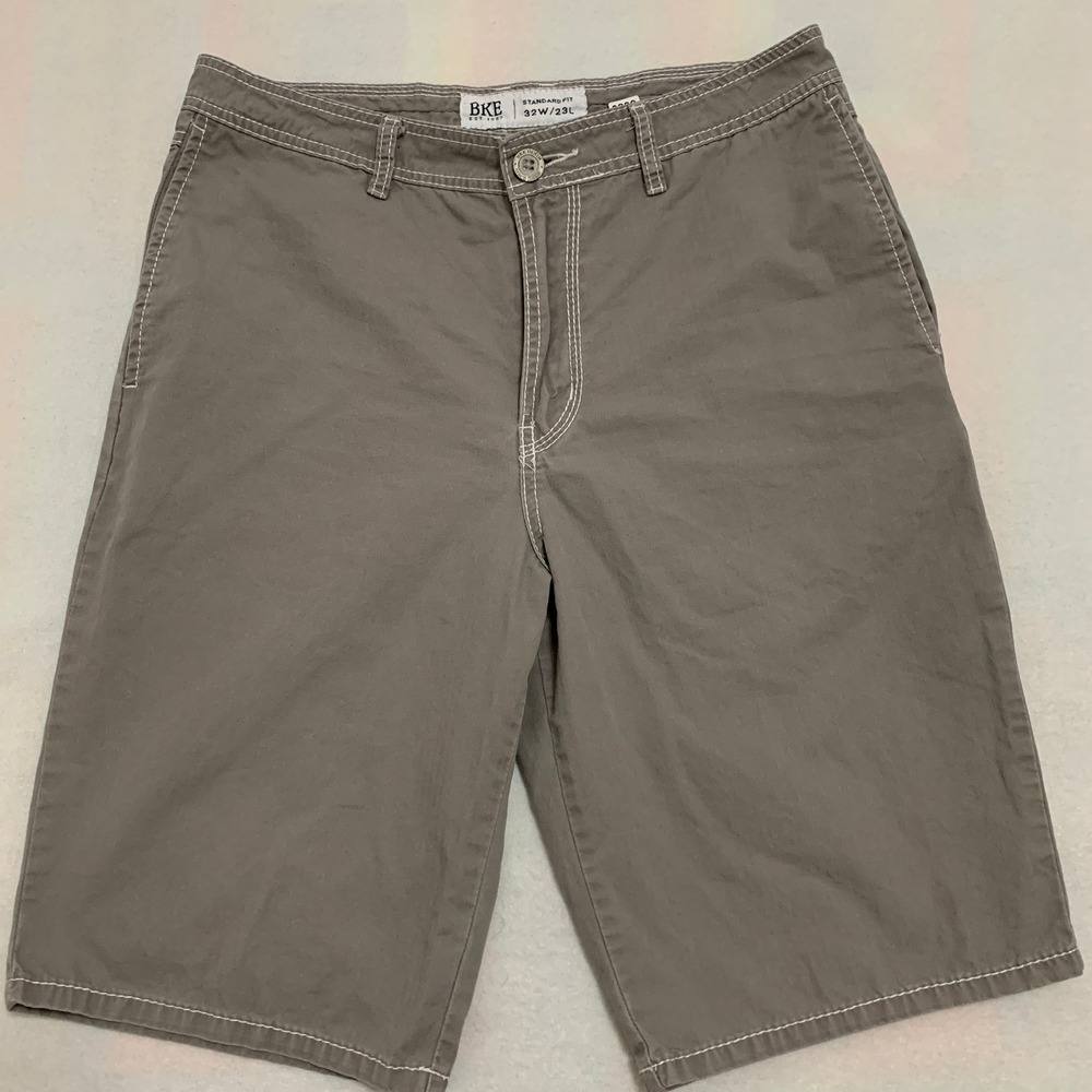 BKE Stuart Shorts Men's 32W /23L Walnut Gray Contrast Stitch Standard Fit Cotton